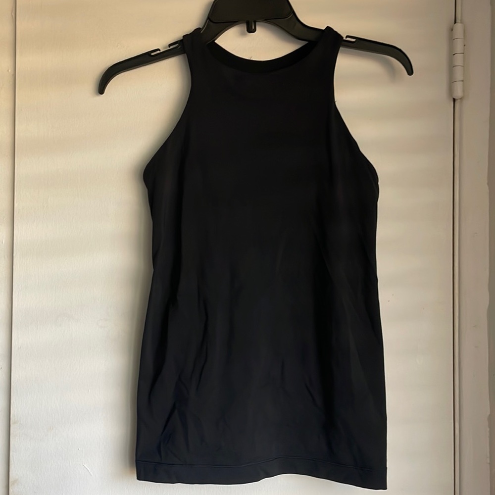 COPY - Lululemon tank